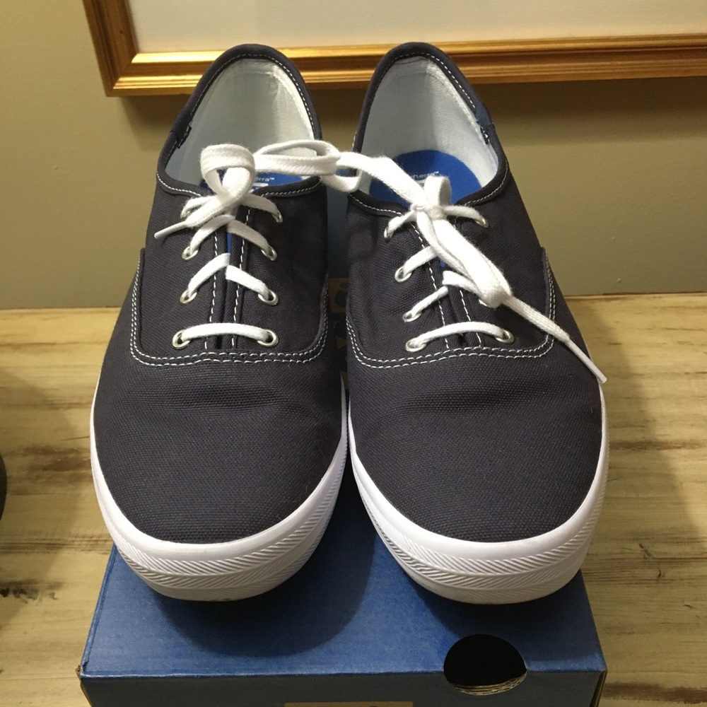 KEDs champion navy canvas shoe sneaker 11 S